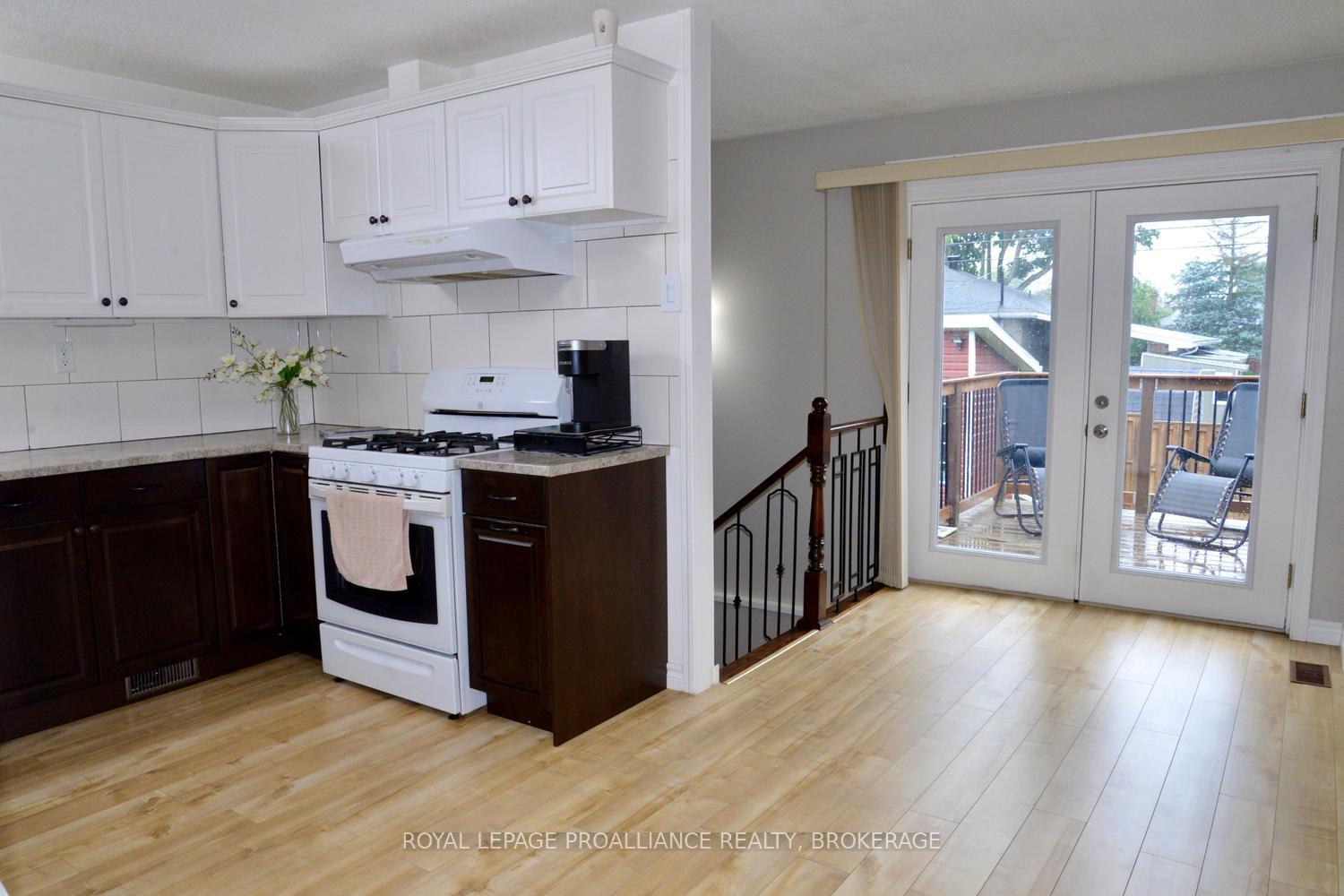 Photo 11 of 108 Elmwood Drive, Gananoque, Gananoque — HOMEH