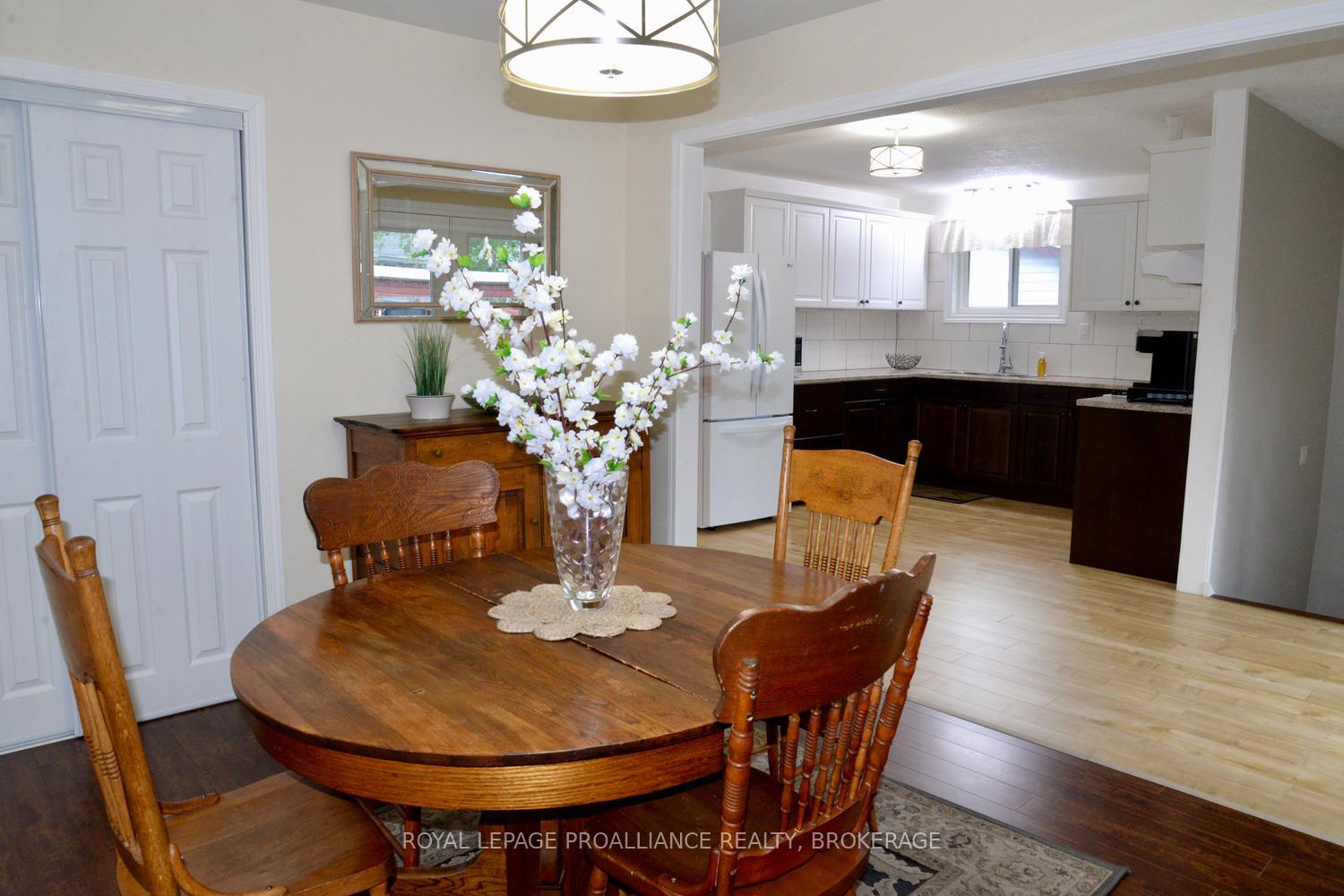 Photo 14 of 108 Elmwood Drive, Gananoque, Gananoque — HOMEH