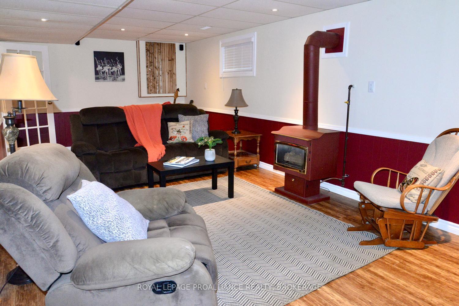 Photo 18 of 108 Elmwood Drive, Gananoque, Gananoque — HOMEH