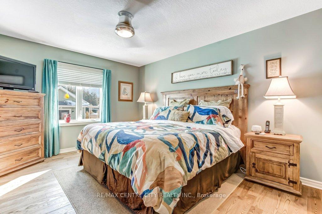 Photo 24 of 67 Peach Tree Boulevard, St. Thomas — HOMEH