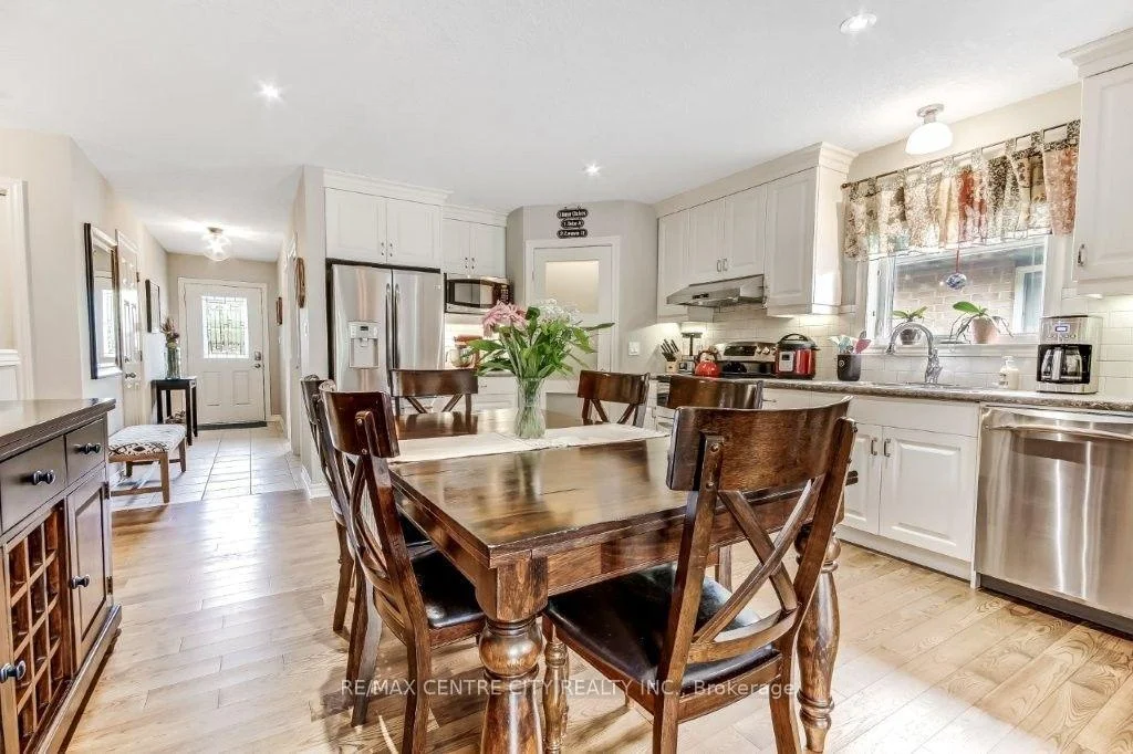 Photo 14 of 67 Peach Tree Boulevard, St. Thomas — HOMEH
