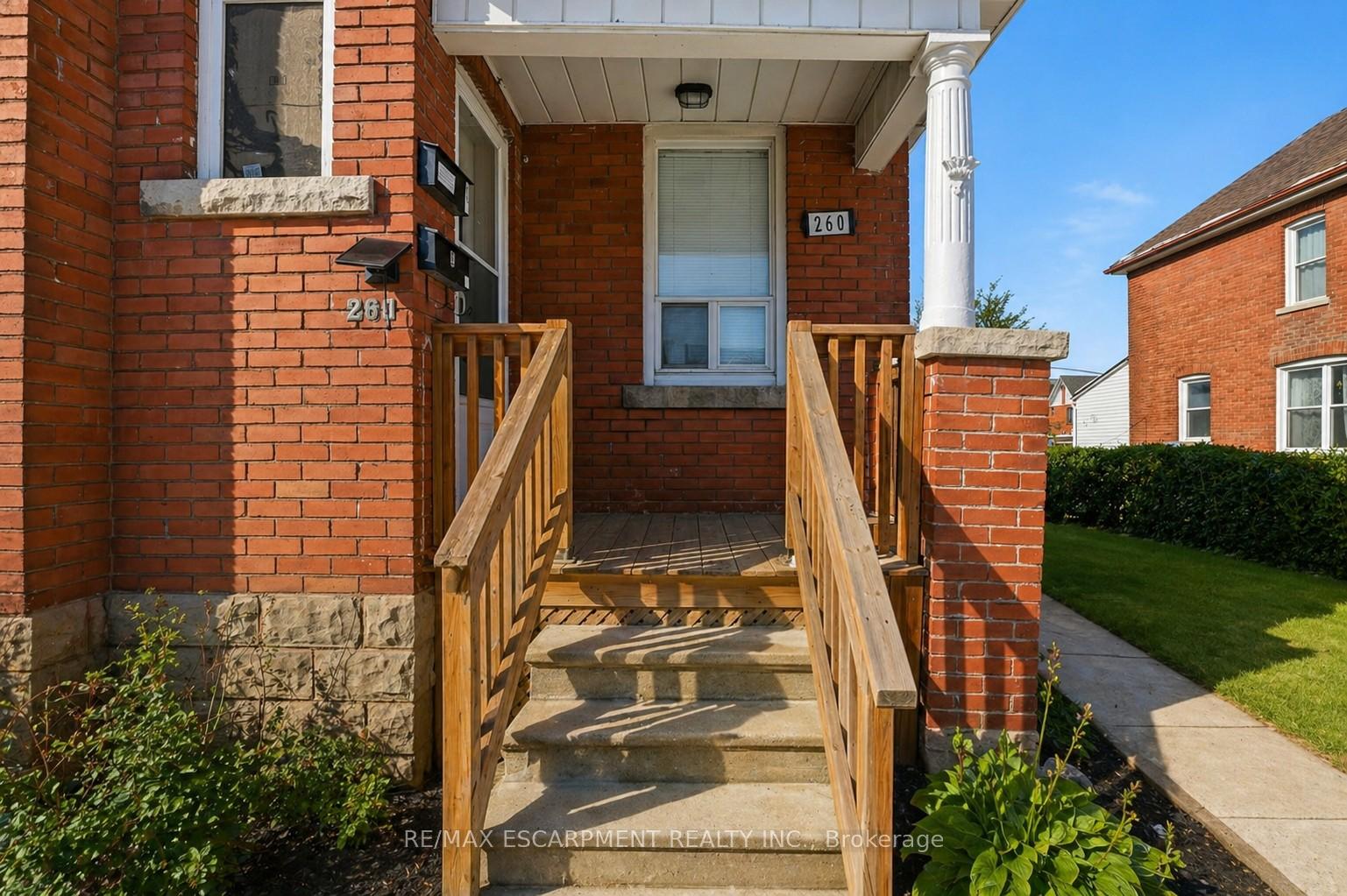 Photo 4 of 260 Prospect Street S, Hamilton, Blakeley — HOMEH