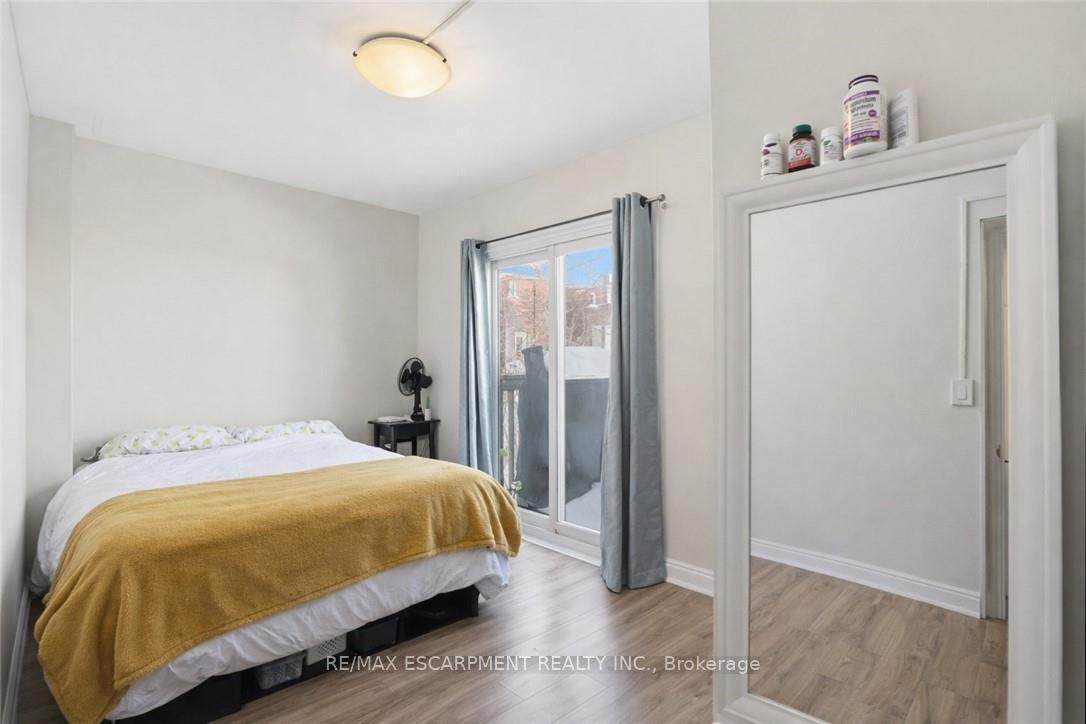 Photo 14 of 260 Prospect Street S, Hamilton, Blakeley — HOMEH