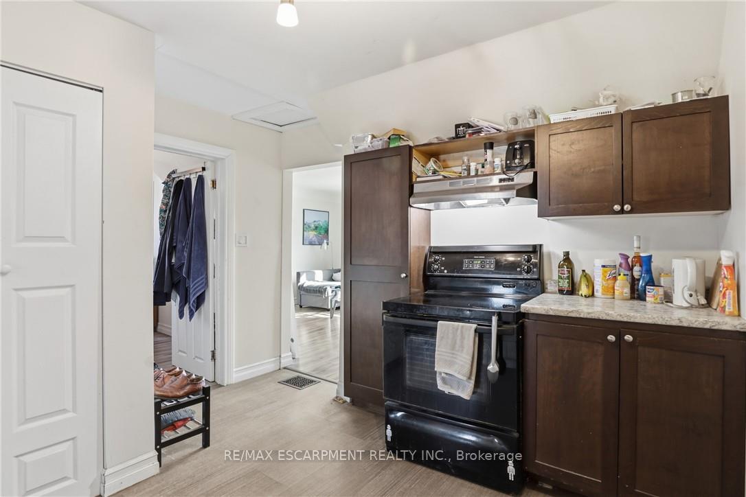 Photo 18 of 260 Prospect Street S, Hamilton, Blakeley — HOMEH