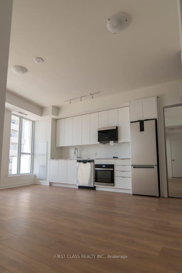 Photo 3 of Unit 1210, 474 Caldari Road, Vaughan, Concord — HOMEH