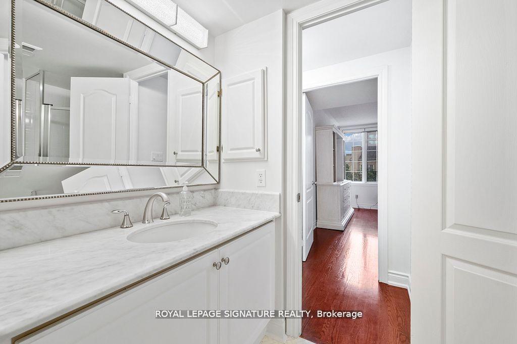 Photo 18 of Unit TH9, 1 Rean Drive, North York, Bayview Village — HOMEH