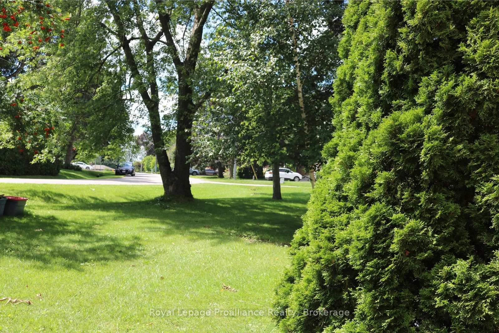 Photo 42 of 394 Sunset Boulevard, Clarington, Newcastle — HOMEH