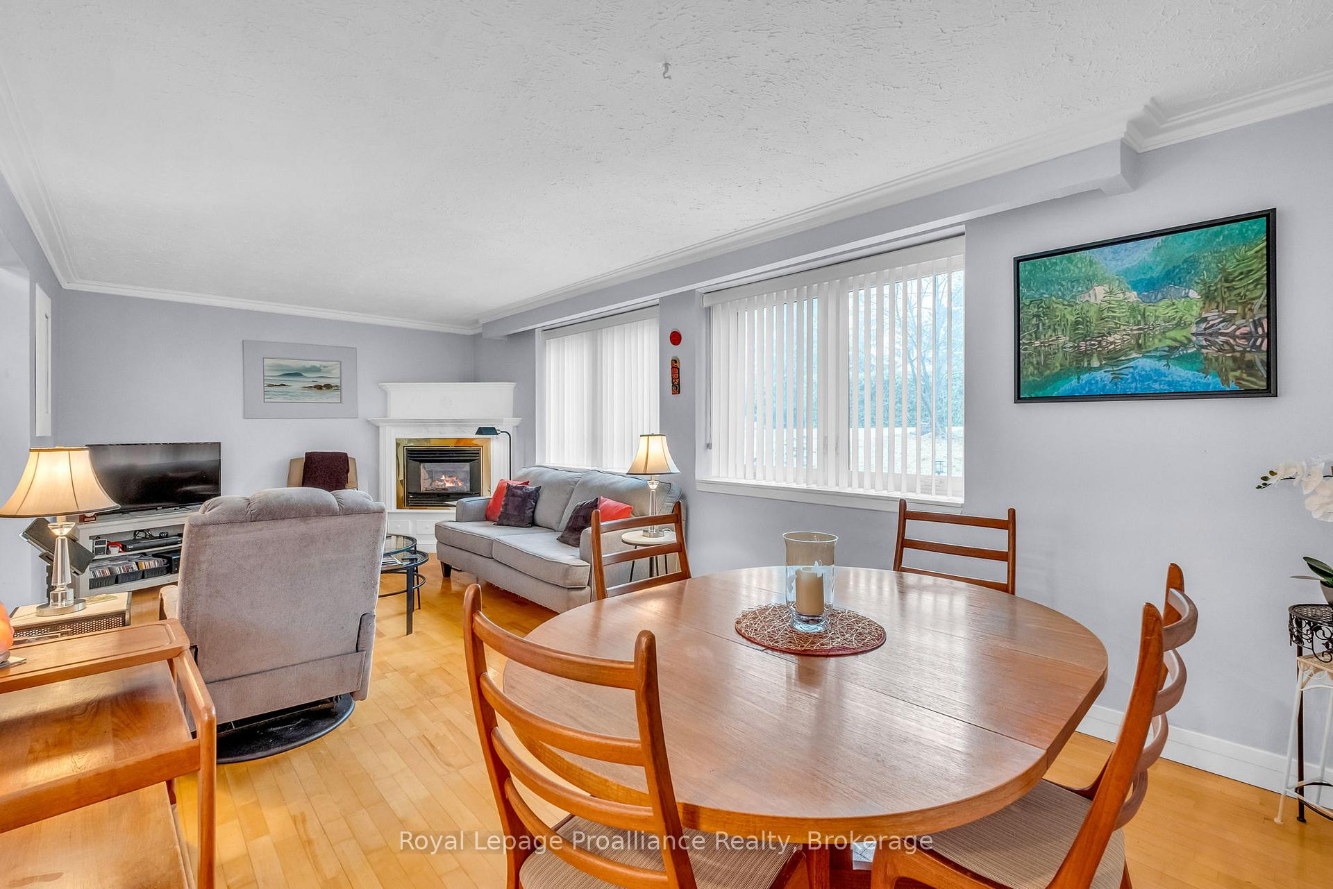 Photo 10 of 394 Sunset Boulevard, Clarington, Newcastle — HOMEH