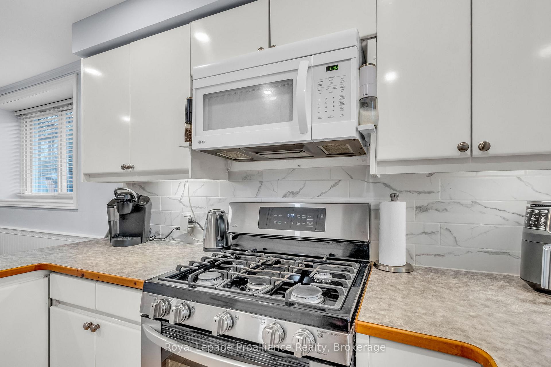 Photo 19 of 394 Sunset Boulevard, Clarington, Newcastle — HOMEH