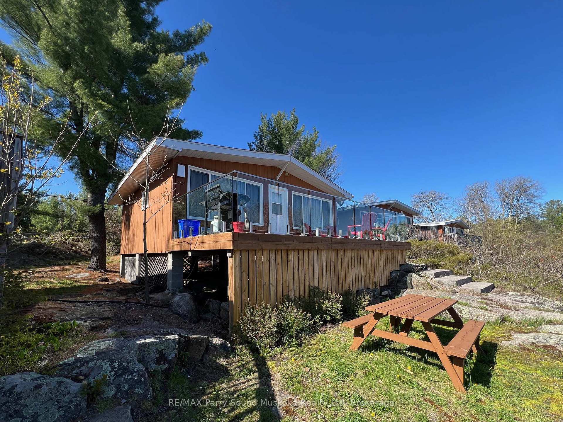 Photo 6 of Unit 3, 111 North Shore Road, The Archipelago, Archipelago North — HOMEH