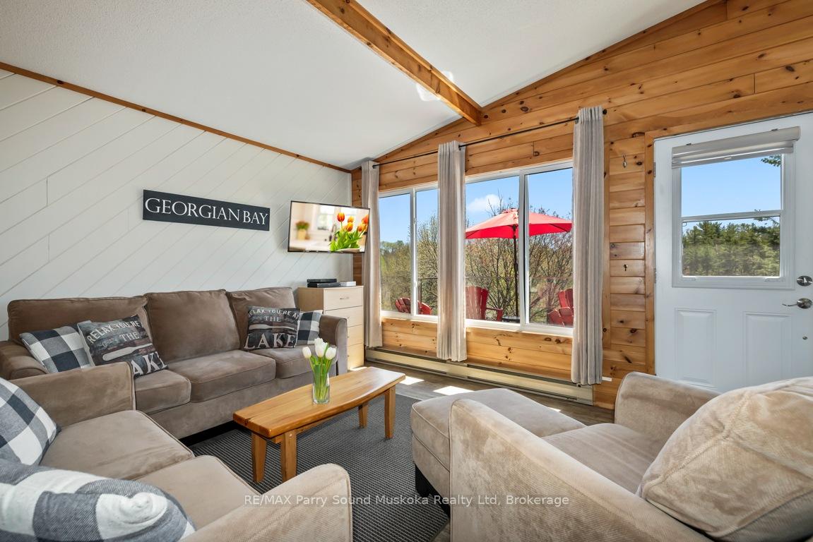 Photo 8 of Unit 3, 111 North Shore Road, The Archipelago, Archipelago North — HOMEH
