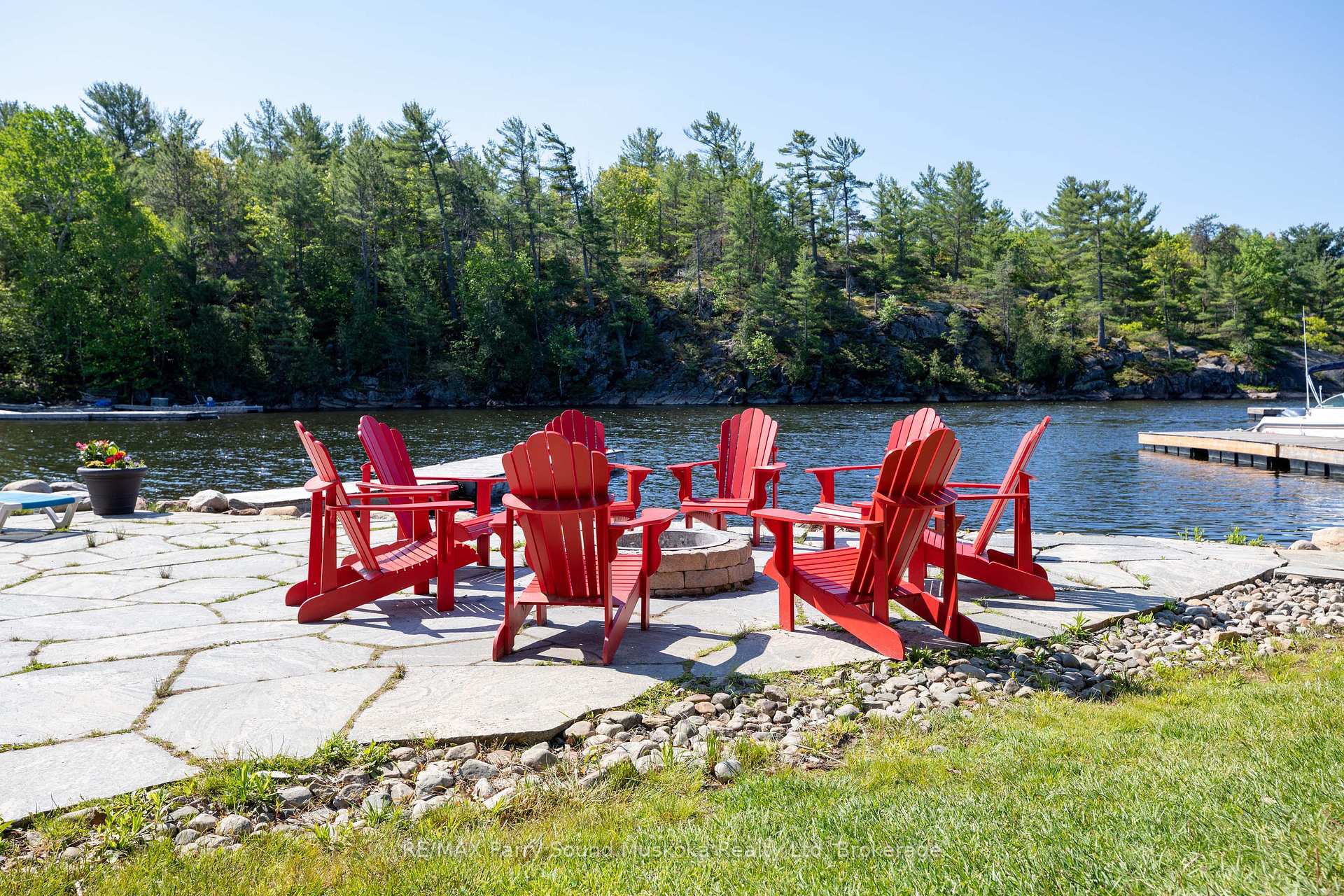 Photo 33 of Unit 3, 111 North Shore Road, The Archipelago, Archipelago North — HOMEH