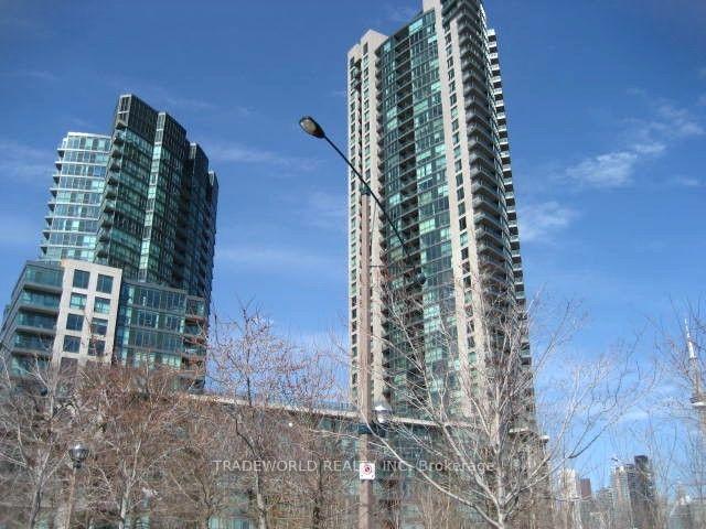 Photo 1 of Unit 807, 219 Fort York Boulevard, Toronto, Niagara — HOMEH