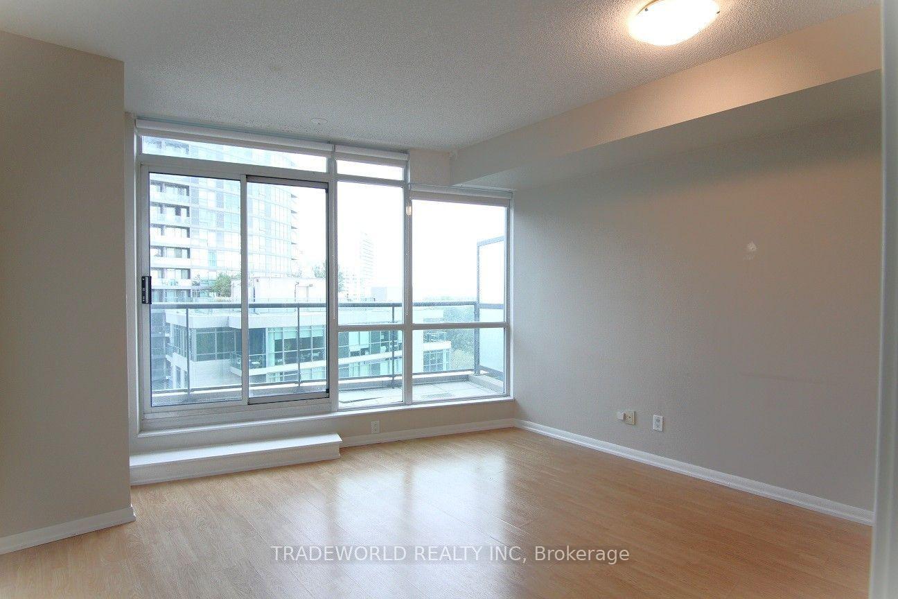 Photo 5 of Unit 807, 219 Fort York Boulevard, Toronto, Niagara — HOMEH