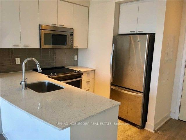 Photo 4 of Unit 2803, 30 Roehampton Avenue, Toronto, Mount Pleasant West — HOMEH