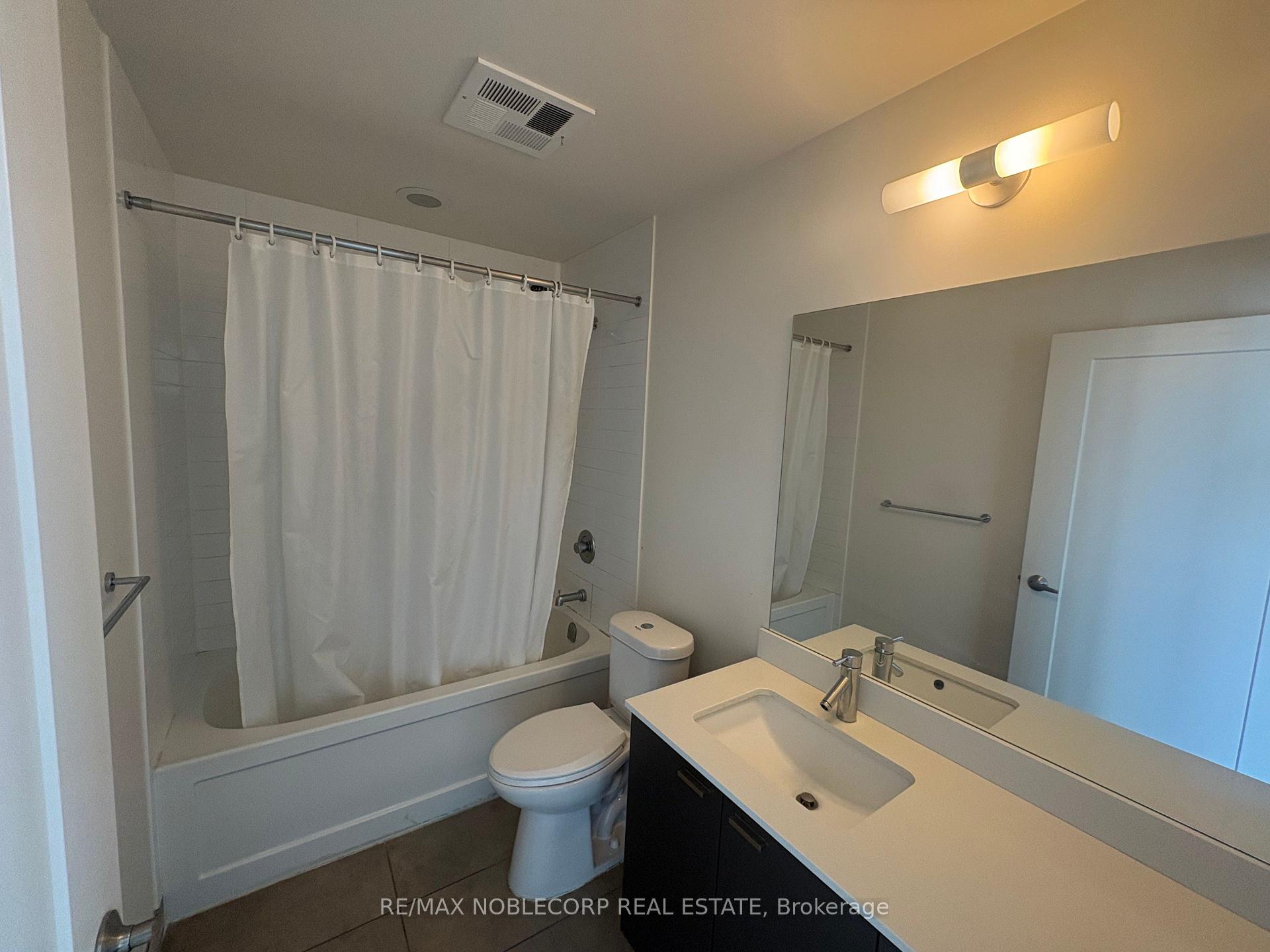 Photo 16 of Unit 2803, 30 Roehampton Avenue, Toronto, Mount Pleasant West — HOMEH