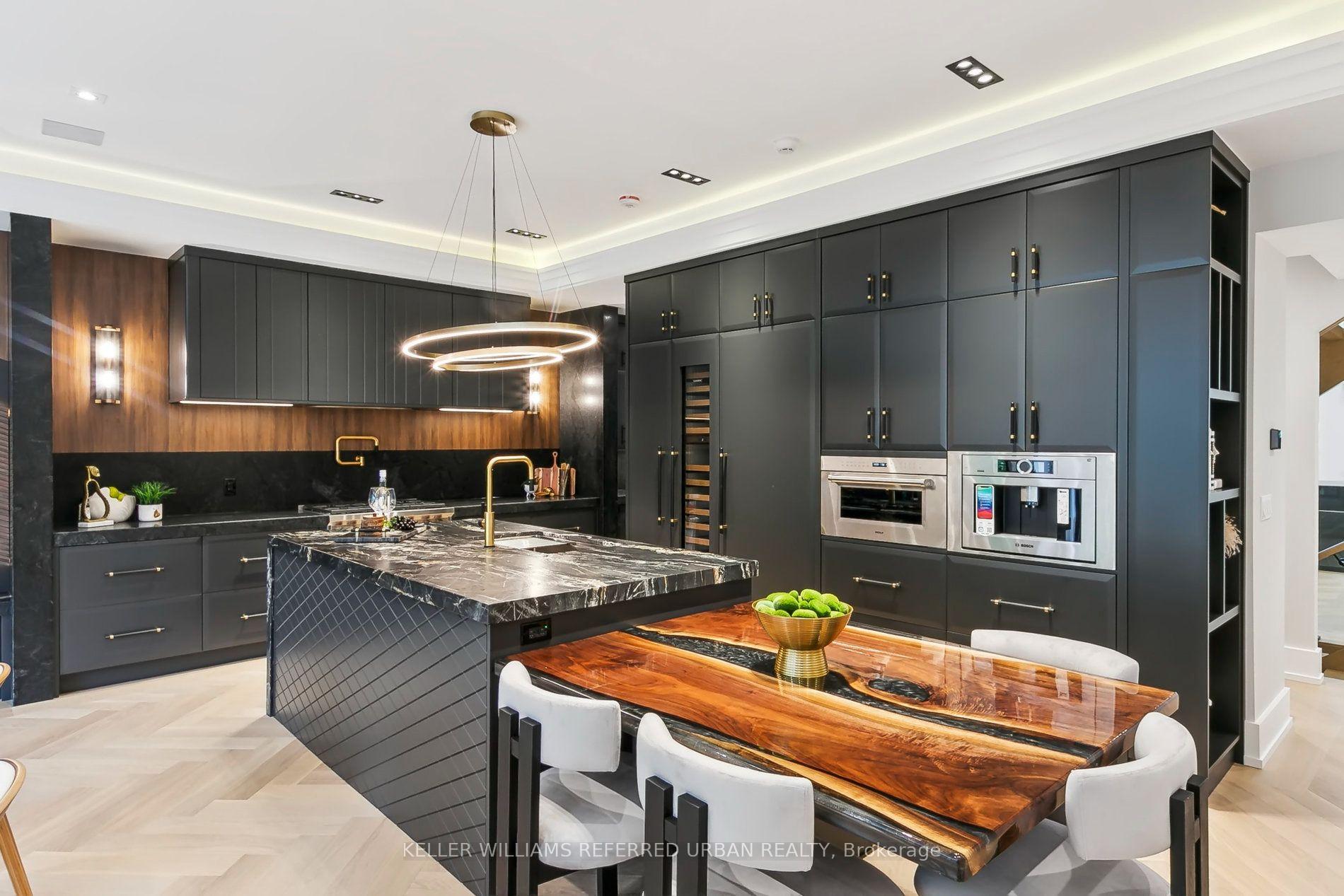 Photo 17 of 12 Otter Crescent, Toronto, Bedford Park-Nortown — HOMEH