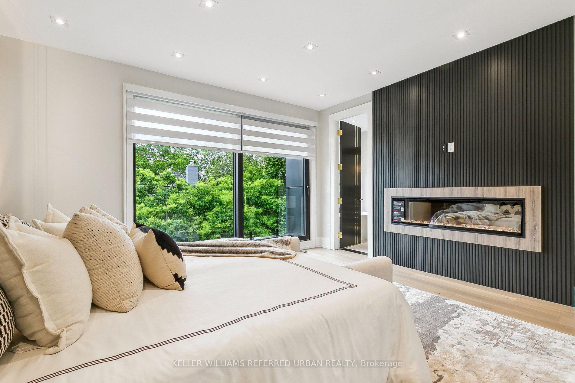 Photo 25 of 12 Otter Crescent, Toronto, Bedford Park-Nortown — HOMEH