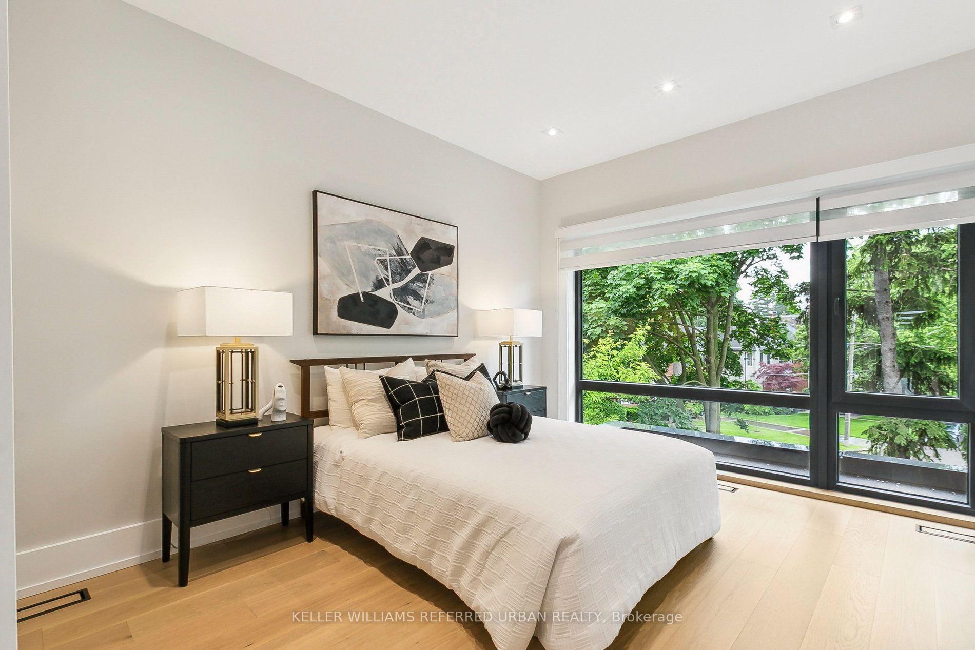 Photo 31 of 12 Otter Crescent, Toronto, Bedford Park-Nortown — HOMEH
