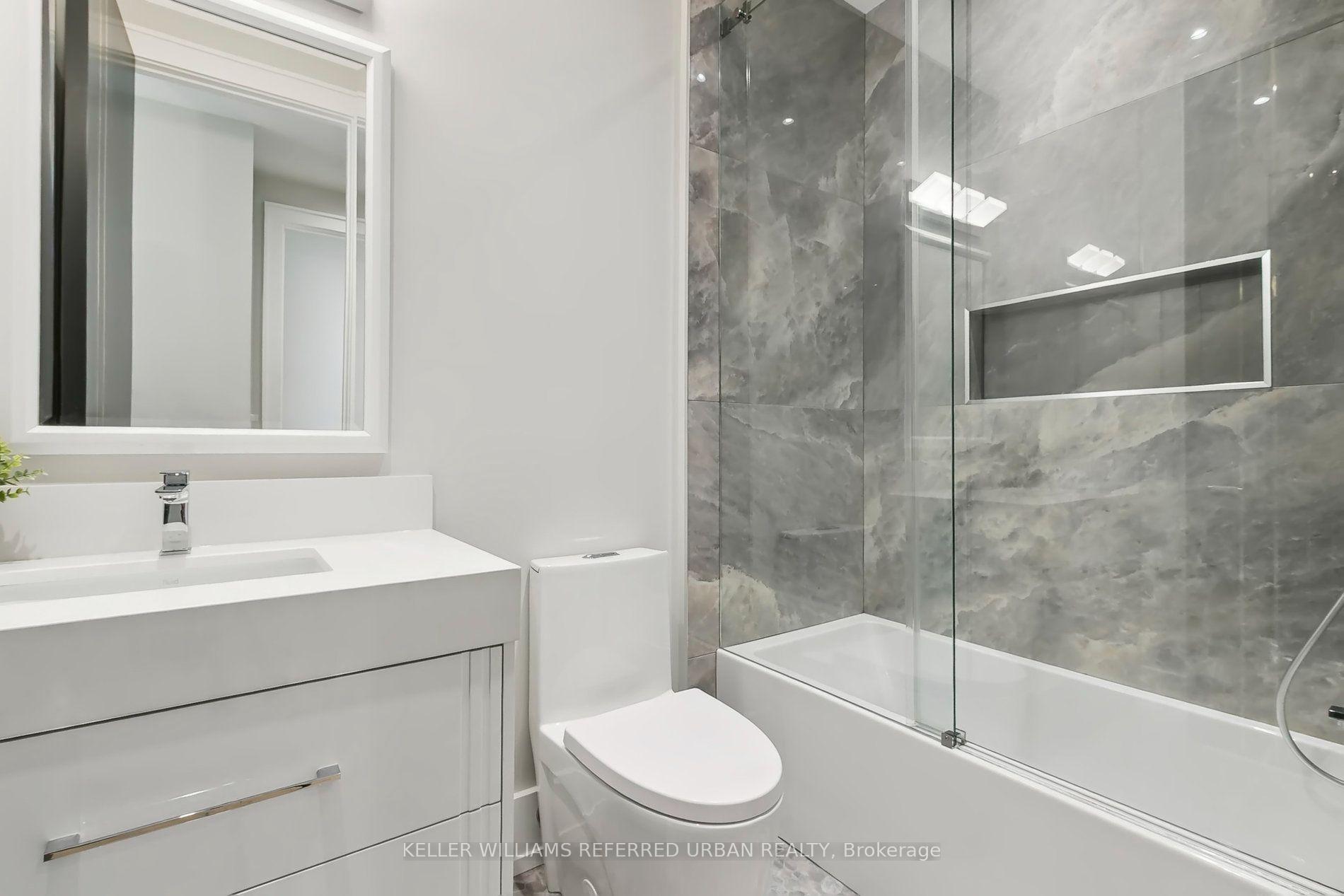 Photo 33 of 12 Otter Crescent, Toronto, Bedford Park-Nortown — HOMEH
