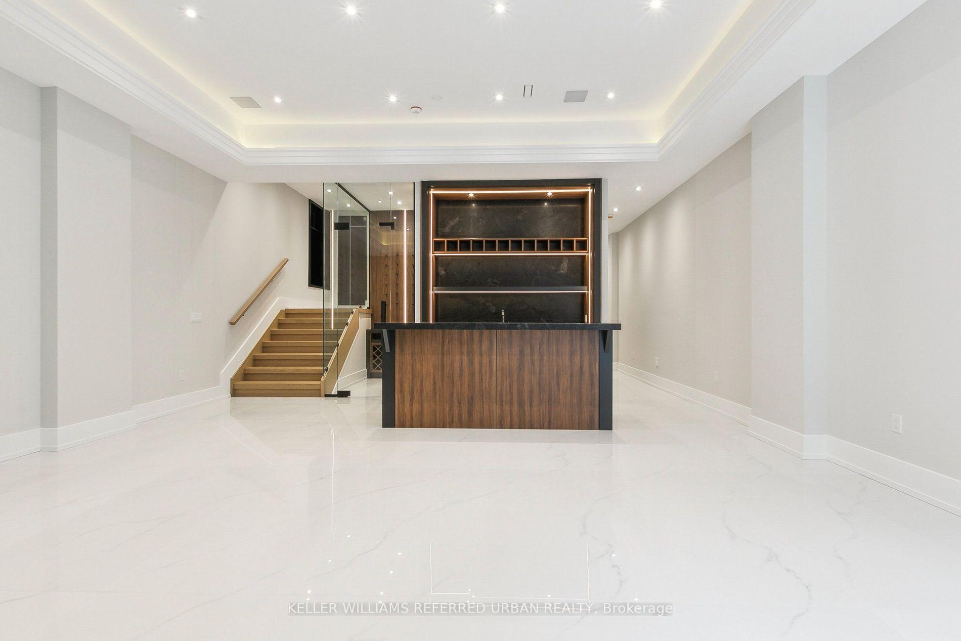 Photo 38 of 12 Otter Crescent, Toronto, Bedford Park-Nortown — HOMEH