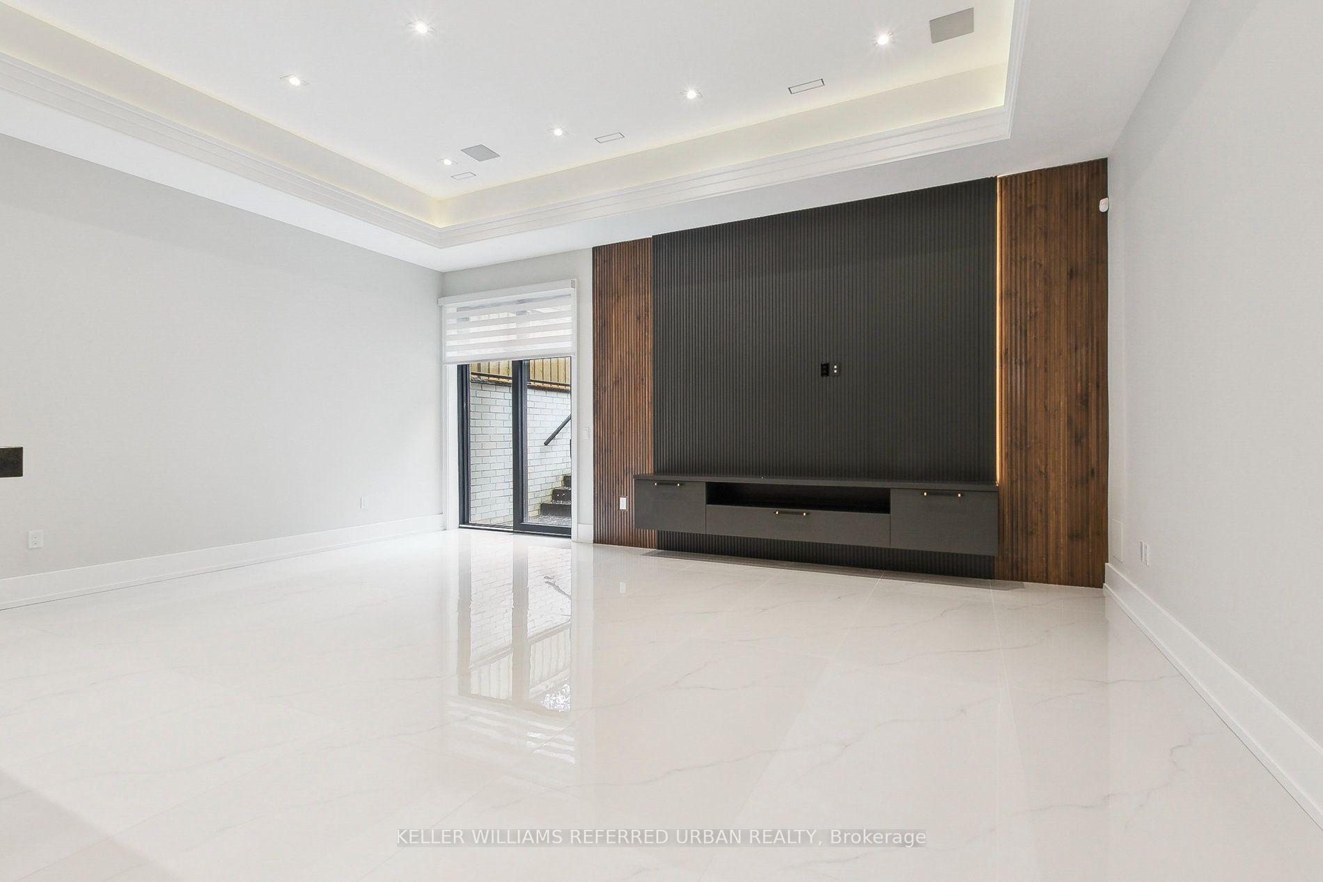 Photo 39 of 12 Otter Crescent, Toronto, Bedford Park-Nortown — HOMEH