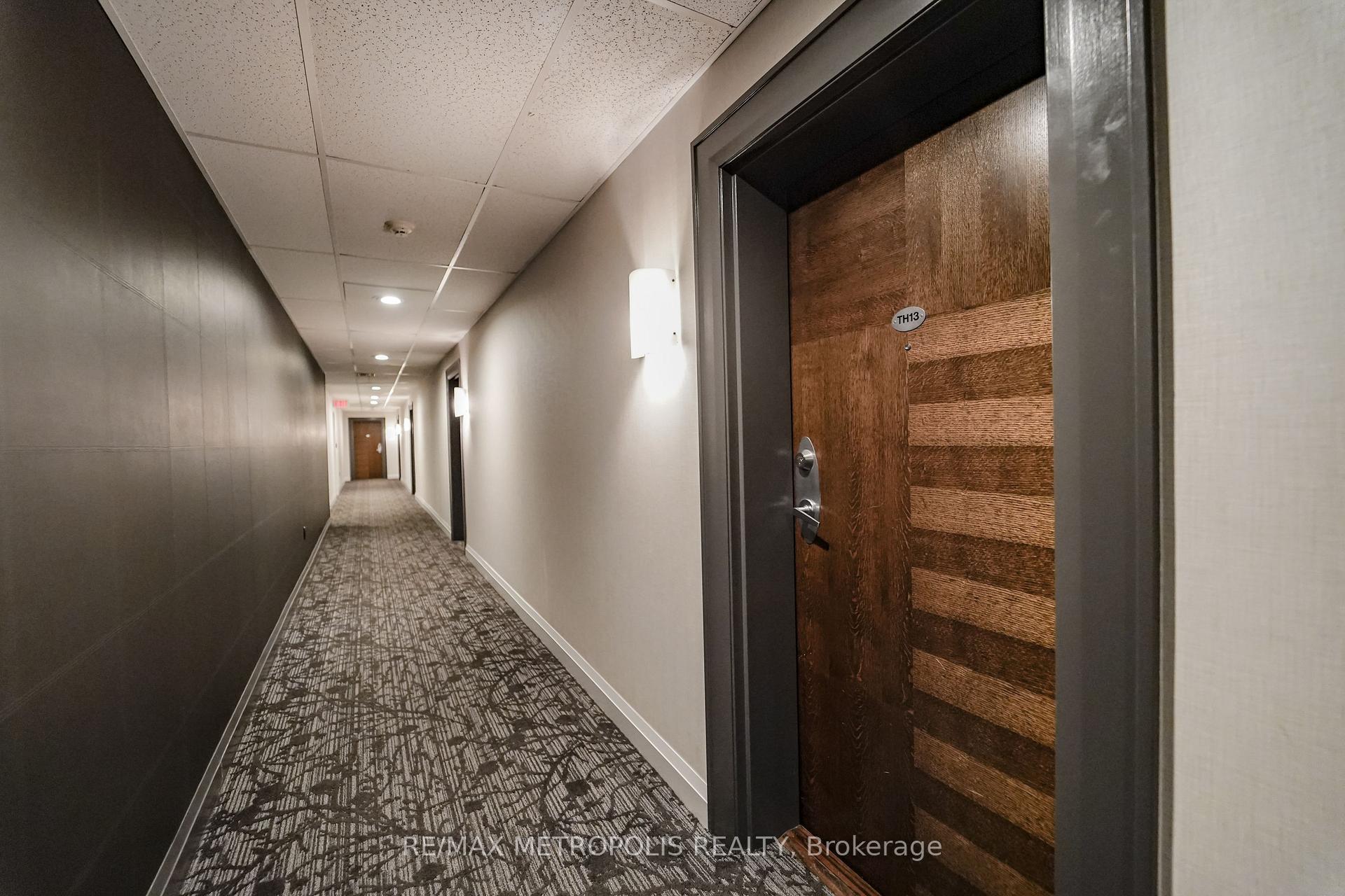 Photo 8 of Unit Th13, 3 Rean Drive, North York, Bayview Village — HOMEH