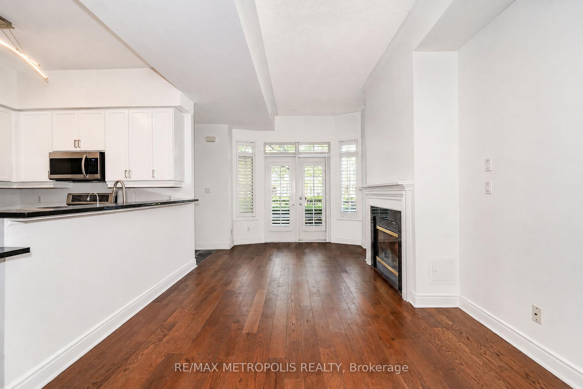 Photo 12 of Unit Th13, 3 Rean Drive, North York, Bayview Village — HOMEH