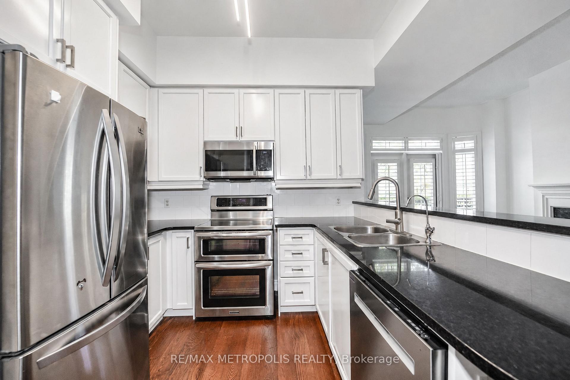 Photo 16 of Unit Th13, 3 Rean Drive, North York, Bayview Village — HOMEH