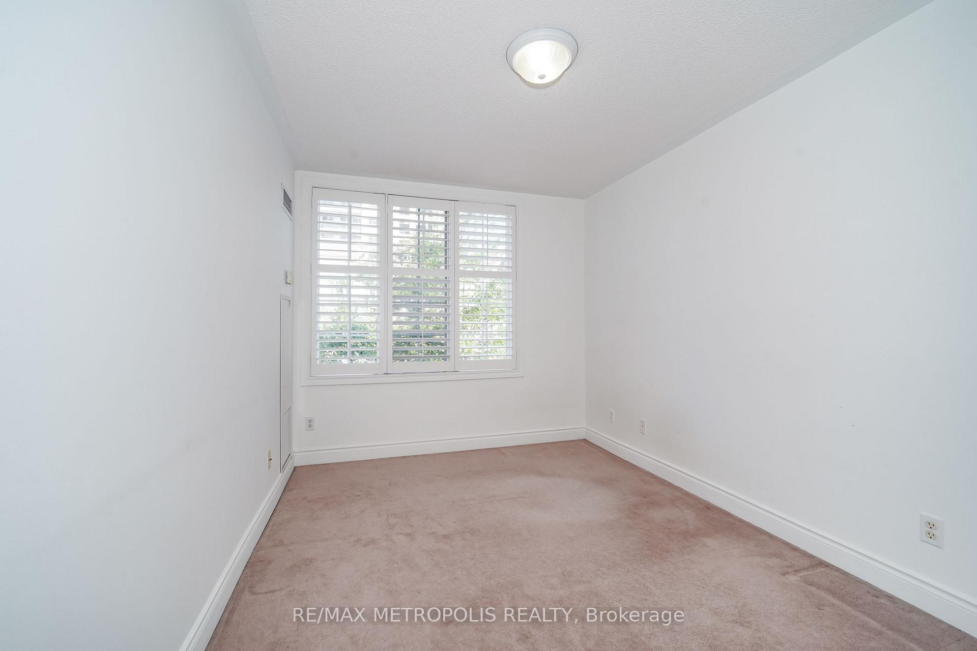 Photo 25 of Unit Th13, 3 Rean Drive, North York, Bayview Village — HOMEH