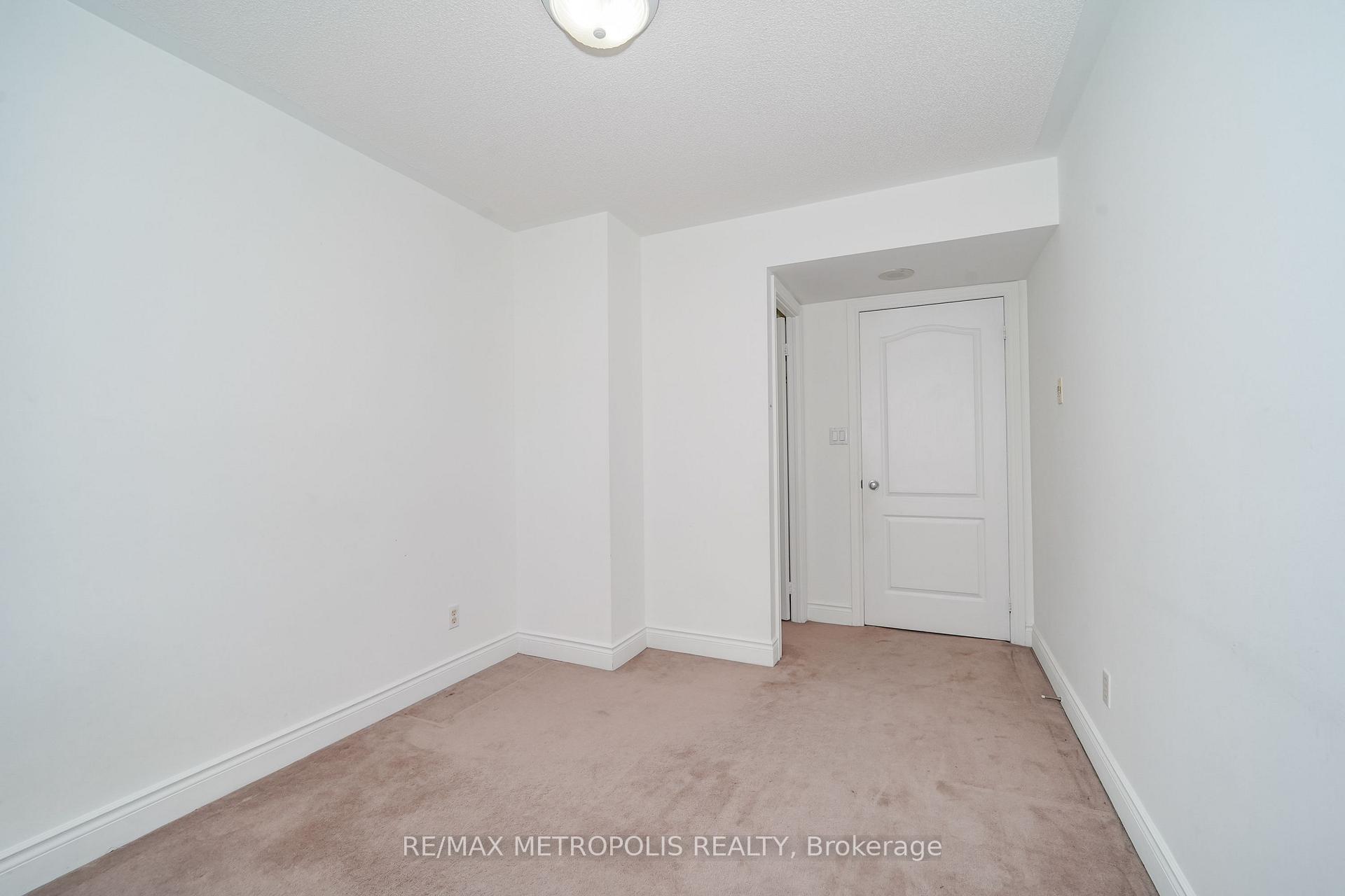 Photo 26 of Unit Th13, 3 Rean Drive, North York, Bayview Village — HOMEH