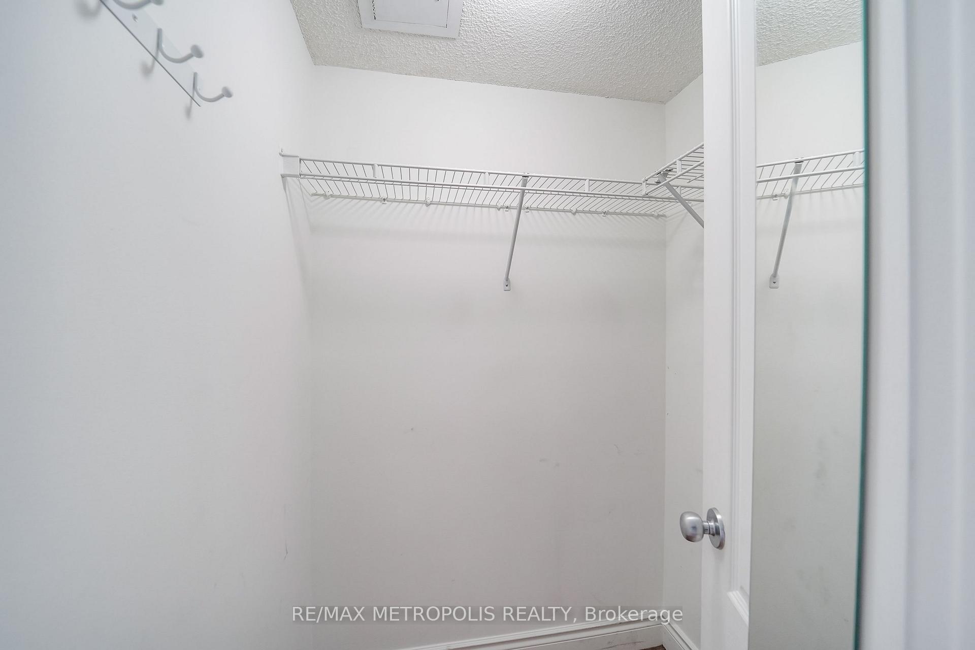 Photo 27 of Unit Th13, 3 Rean Drive, North York, Bayview Village — HOMEH