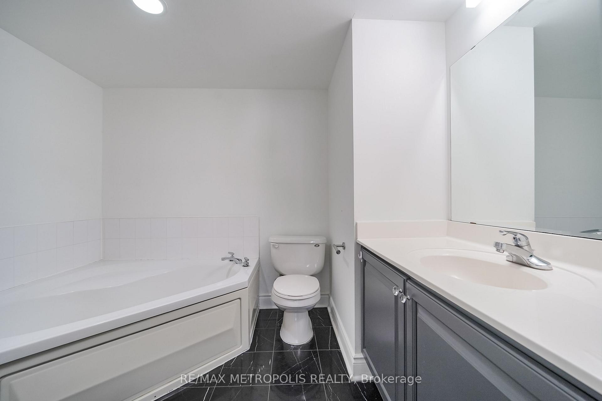 Photo 28 of Unit Th13, 3 Rean Drive, North York, Bayview Village — HOMEH