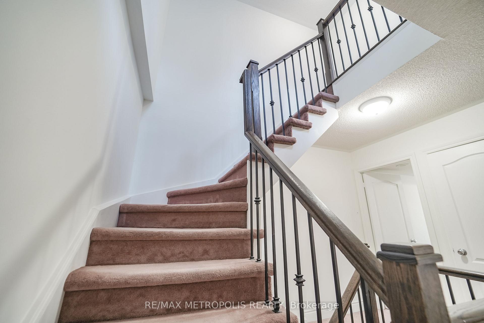 Photo 32 of Unit Th13, 3 Rean Drive, North York, Bayview Village — HOMEH