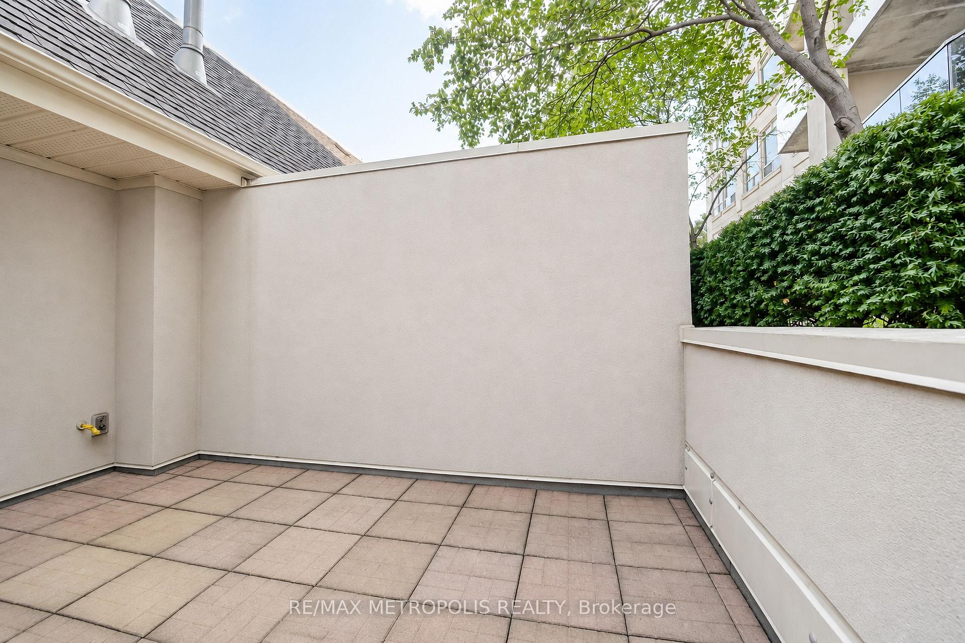 Photo 33 of Unit Th13, 3 Rean Drive, North York, Bayview Village — HOMEH