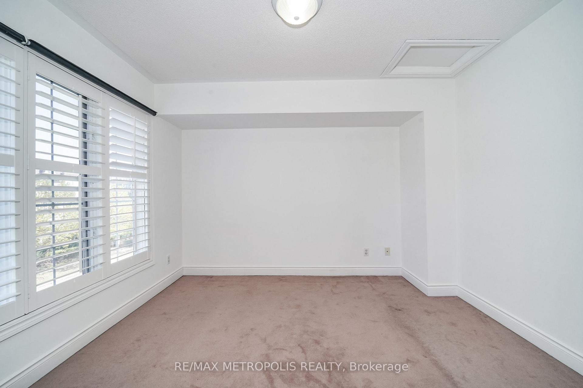 Photo 36 of Unit Th13, 3 Rean Drive, North York, Bayview Village — HOMEH