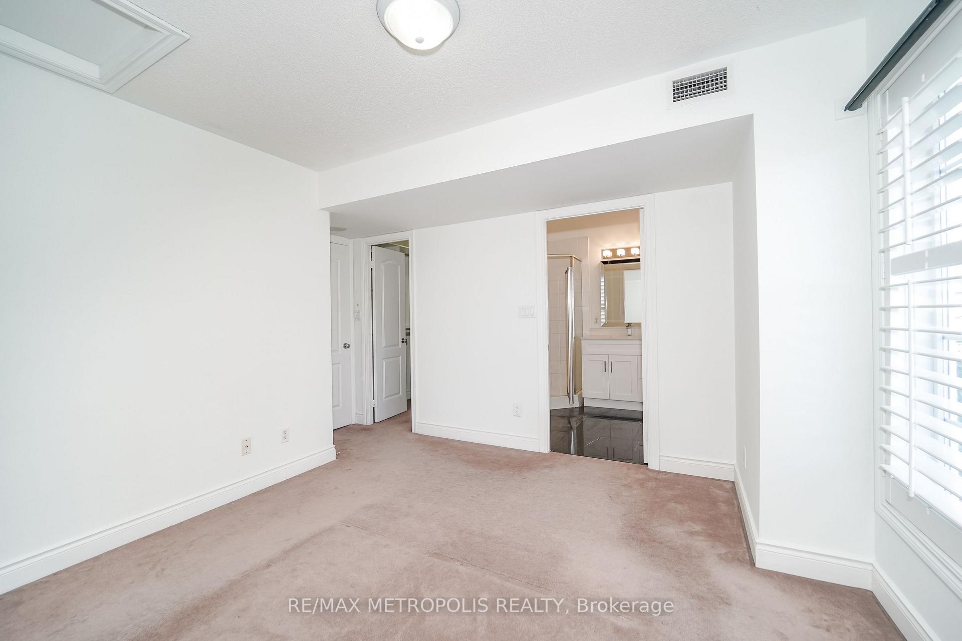 Photo 37 of Unit Th13, 3 Rean Drive, North York, Bayview Village — HOMEH