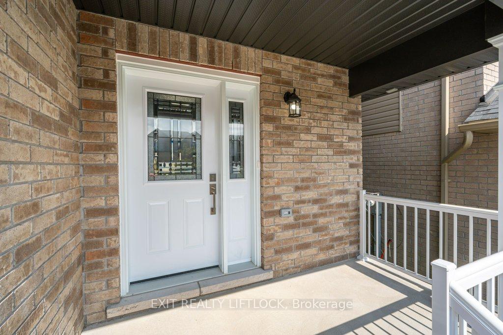 Photo 2 of 238 O'Neil Street, Peterborough, Monaghan Ward 2 — HOMEH