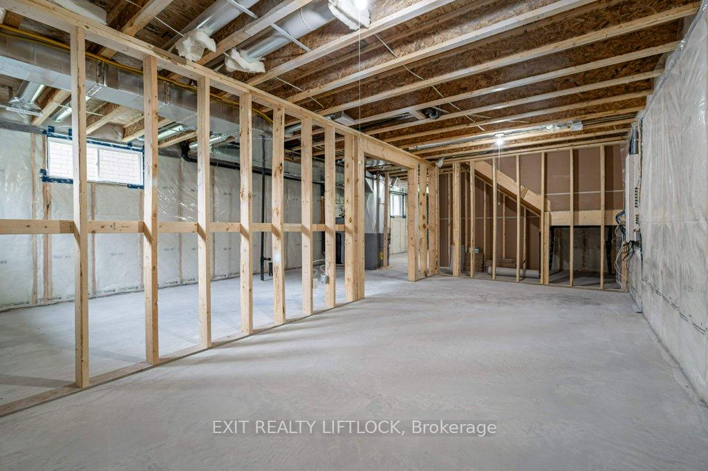 Photo 27 of 238 O'Neil Street, Peterborough, Monaghan Ward 2 — HOMEH