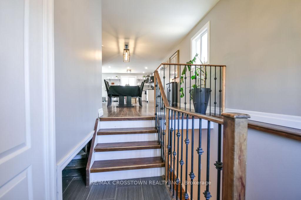 Photo 6 of 461 Barnes Avenue, Tay, Port McNicoll — HOMEH