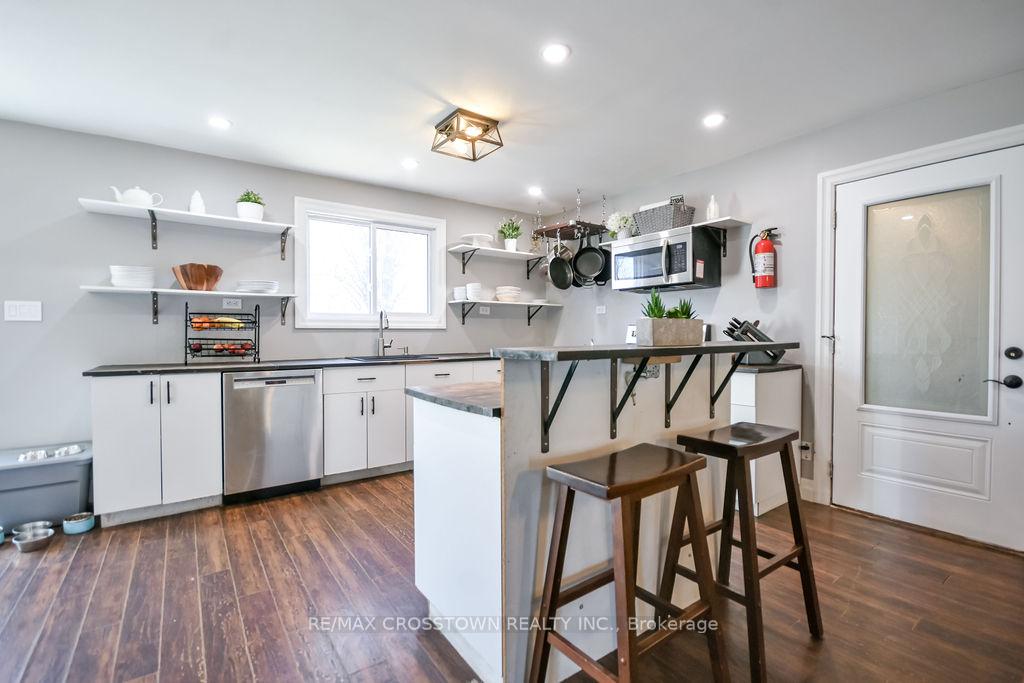 Photo 12 of 461 Barnes Avenue, Tay, Port McNicoll — HOMEH