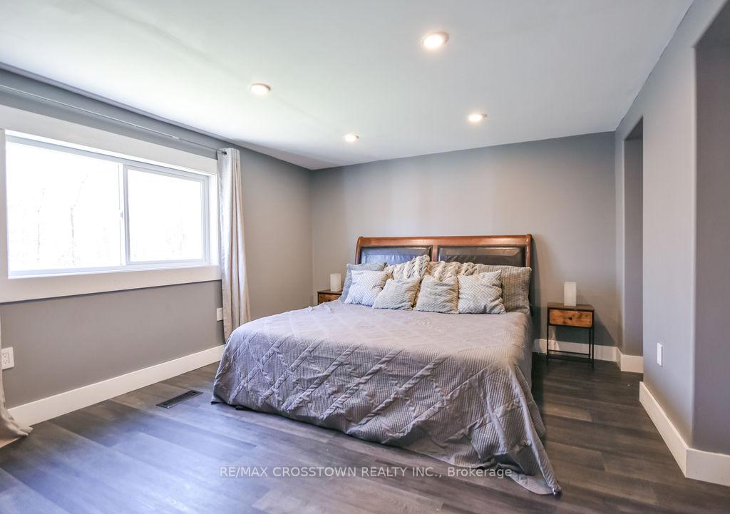 Photo 21 of 461 Barnes Avenue, Tay, Port McNicoll — HOMEH
