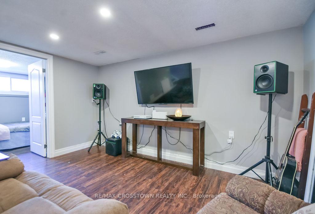 Photo 33 of 461 Barnes Avenue, Tay, Port McNicoll — HOMEH