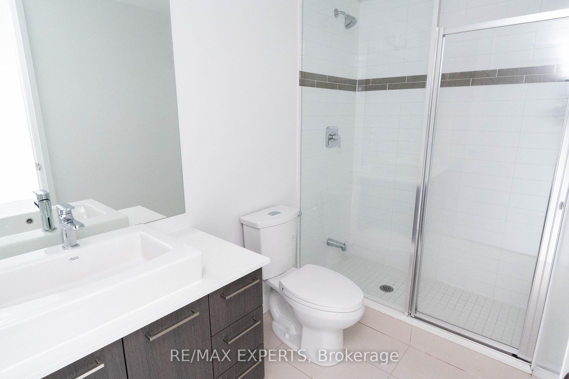 Photo 8 of Unit 714, 4800 Highway 7, Vaughan, East Woodbridge — HOMEH