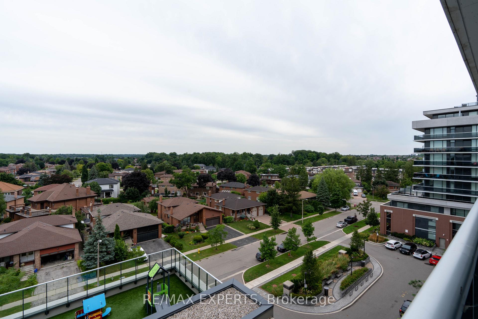Photo 15 of Unit 714, 4800 Highway 7, Vaughan, East Woodbridge — HOMEH