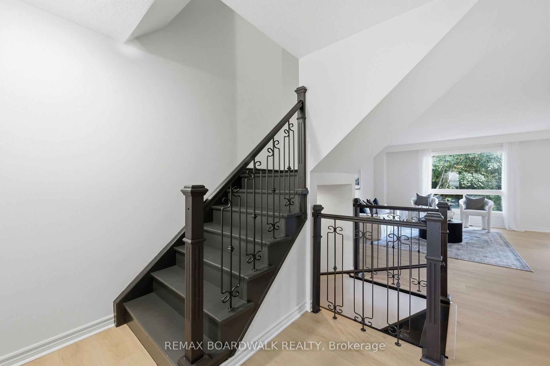 Photo 3 of Unit 14, 314 Stone Quarry Private, Ottawa, Carson Meadows — HOMEH