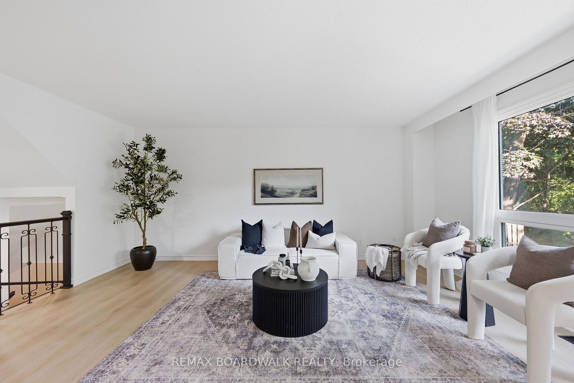 Photo 8 of Unit 14, 314 Stone Quarry Private, Ottawa, Carson Meadows — HOMEH