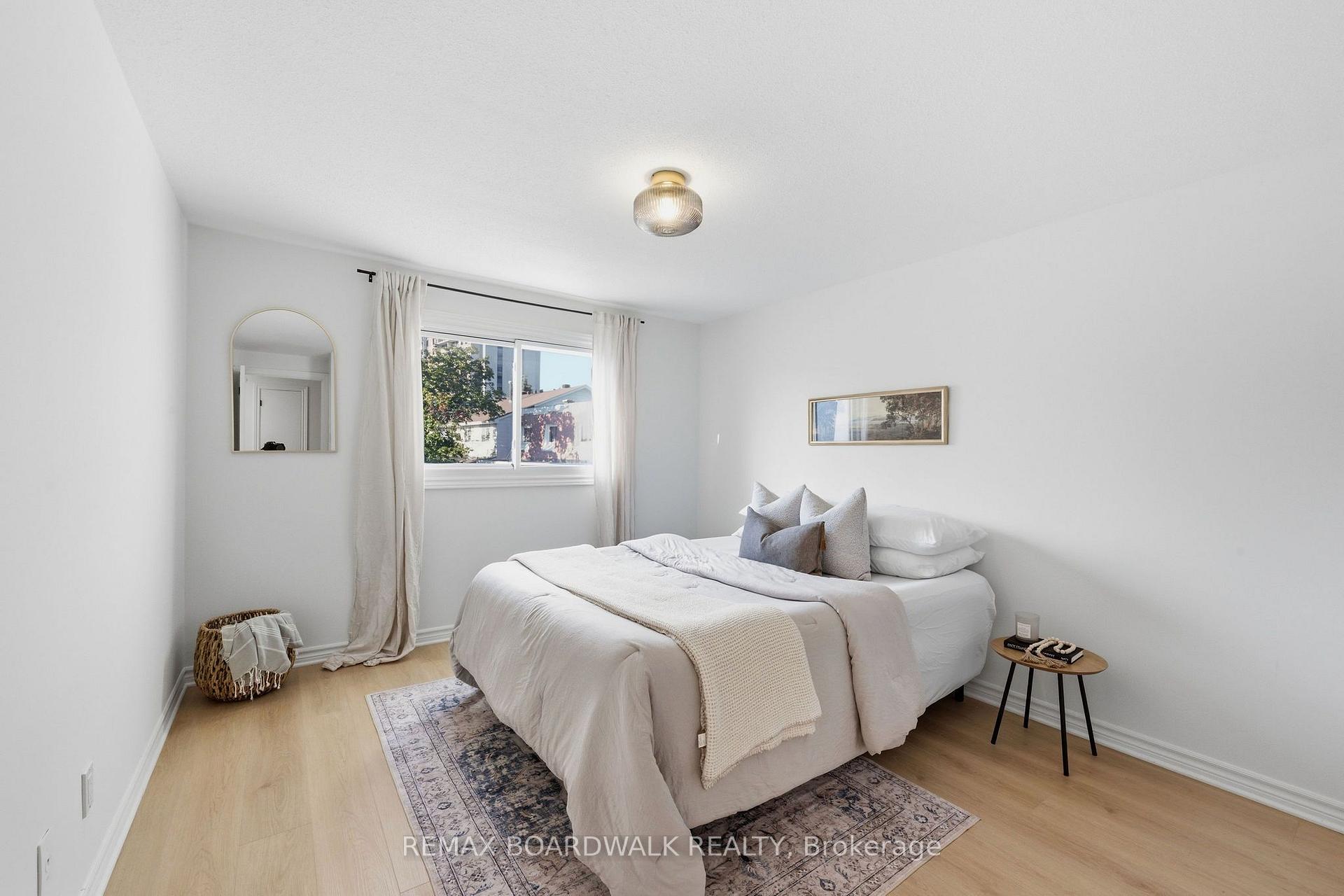 Photo 15 of Unit 14, 314 Stone Quarry Private, Ottawa, Carson Meadows — HOMEH