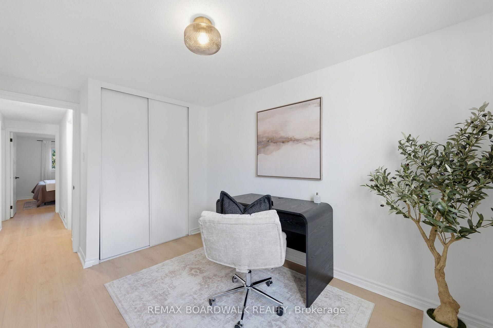 Photo 18 of Unit 14, 314 Stone Quarry Private, Ottawa, Carson Meadows — HOMEH