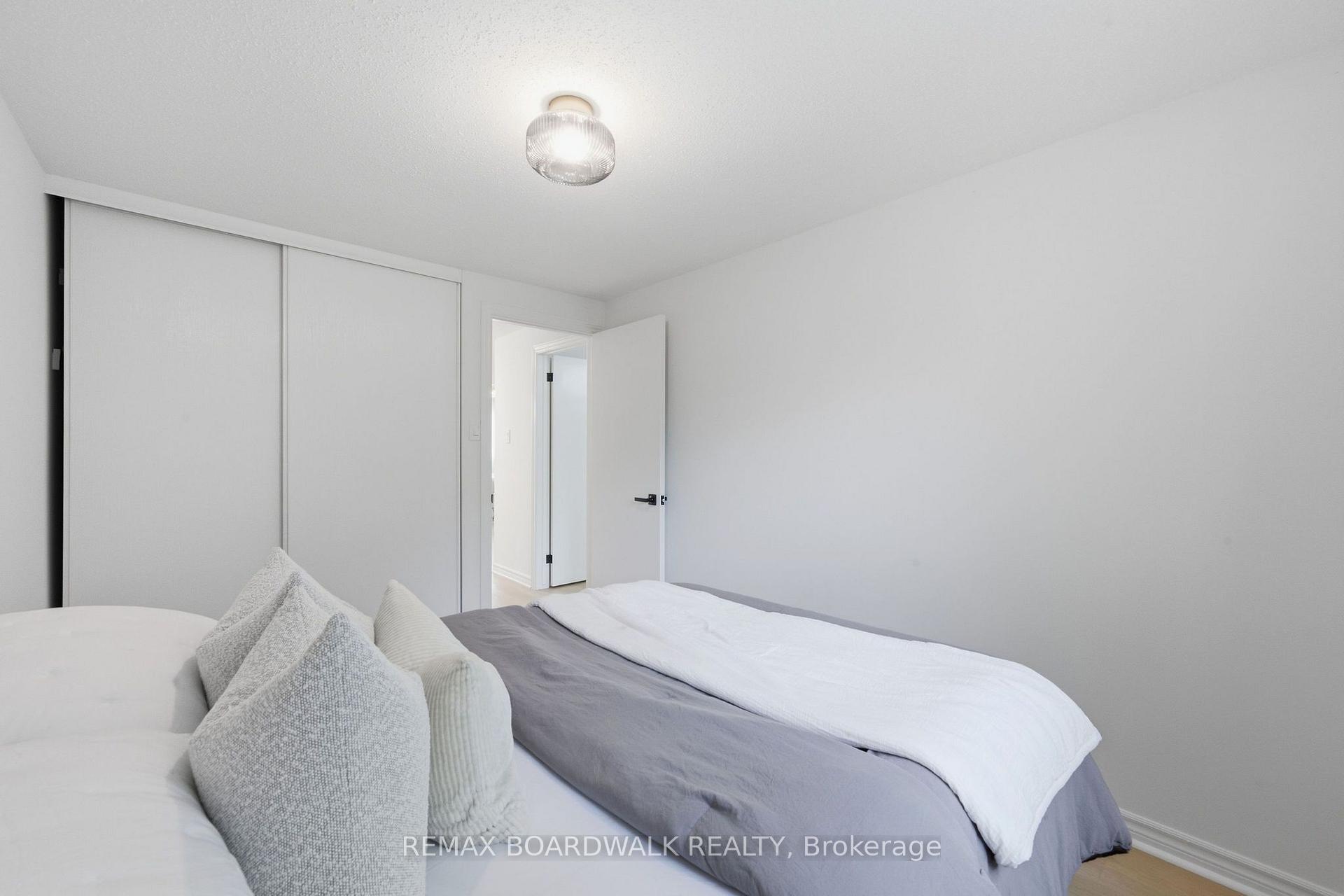 Photo 25 of Unit 14, 314 Stone Quarry Private, Ottawa, Carson Meadows — HOMEH